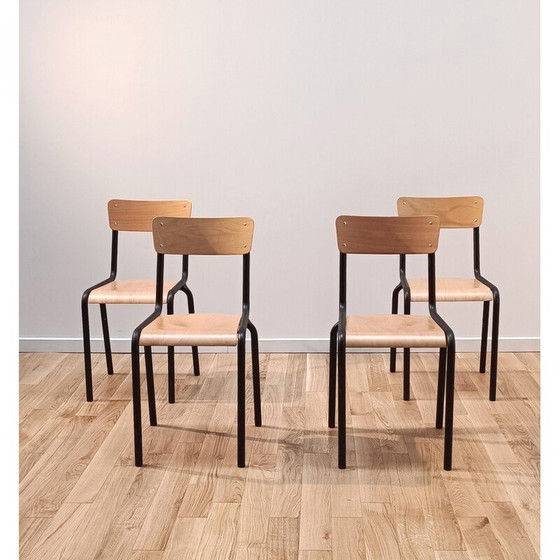 Image 1 of Klassischer Schulstuhl aus schwarz gebeiztem Metall und Holz