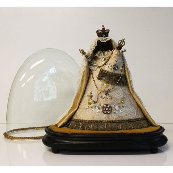 Image 1 of Vintage schwarze Jungfrau in Wachs hält Baby Jesus