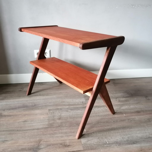 Beistelltisch im niederländischen Mid Century Dutch Design