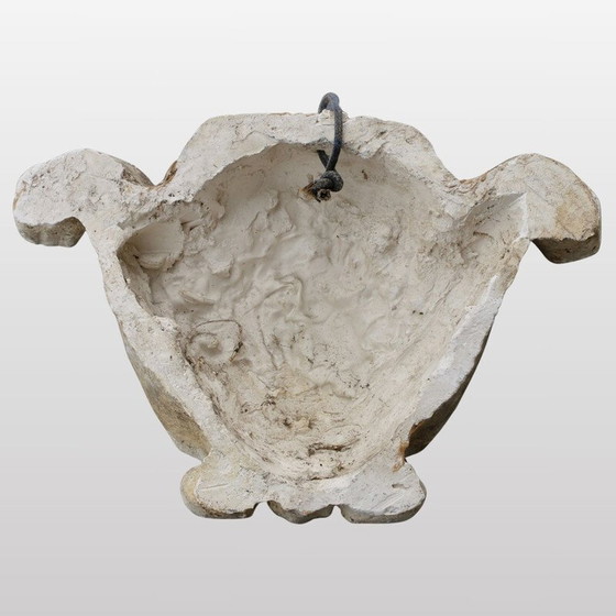 Image 1 of Hochrelief in Form eines Widderhorns aus grauem Gips, Frankreich 1980