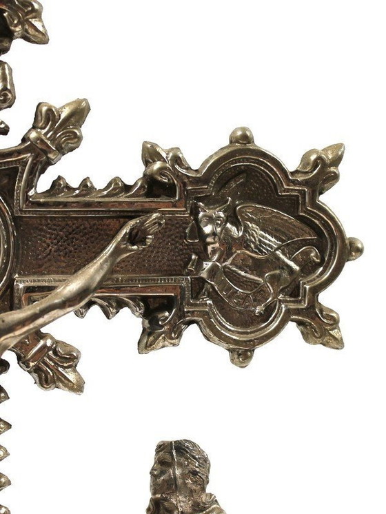 Image 1 of Imposantes Altarkreuz aus Metall