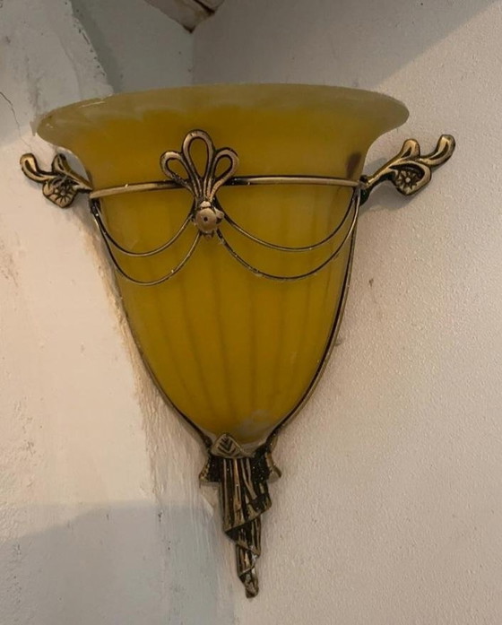 Image 1 of Gelbe Und Goldene Bronze Glas-Wandleuchten / Art Deco Stil