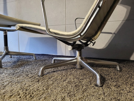 Image 1 of Herman Miller Lounge Stuhl EA338 + EA323