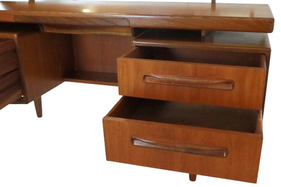 Image 1 of G-Plan Fresco Schminktisch 'Cawkeld'