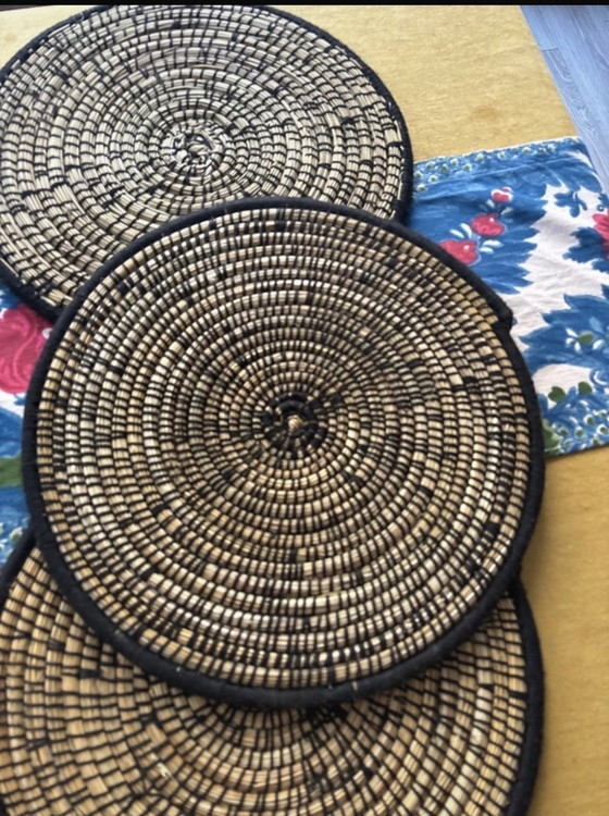 Image 1 of 8 Tischsets Rund Cosydar