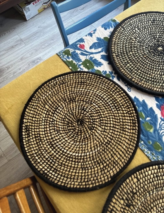 Image 1 of 8 Tischsets Rund Cosydar