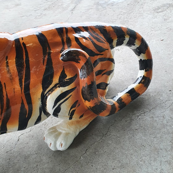 Image 1 of Tiger-Couchtisch aus Keramik