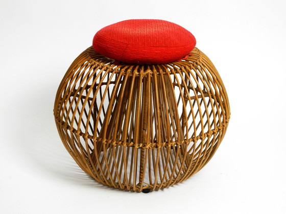 Image 1 of Schöne außergewöhnliche Original 60S Italienisch Bambus Rattan Hocker mit seiner ursprünglichen Sitzkissen