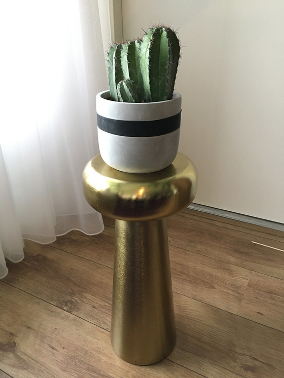 Image 1 of 2x Beistelltische aus Messing