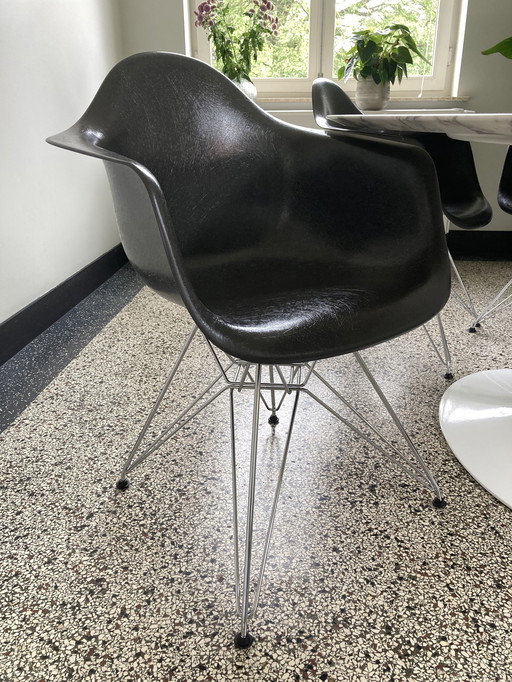 Vitra Eames Fiberglas Dar Elefantenhaut Grau