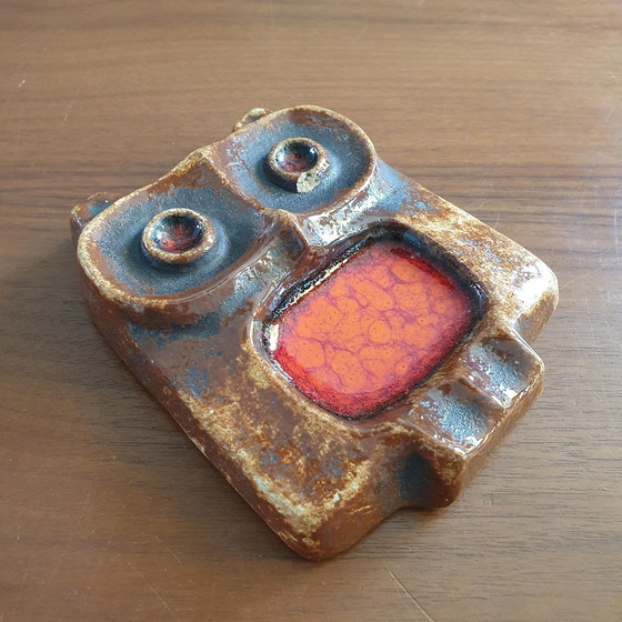 Image 1 of Brutalistische Eule aus dem Buchtal