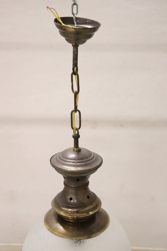 Image 1 of Pendelleuchten aus Messing und Glas, 1960er Jahre, 3er-Set