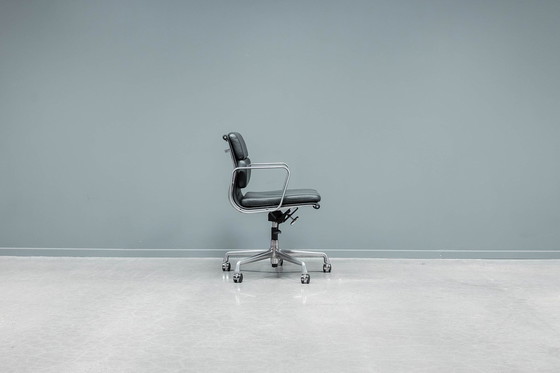 Image 1 of Eames Ea217 Softpad Bürostuhl