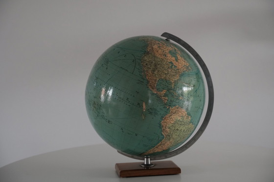 Image 1 of Vintage-Globus
