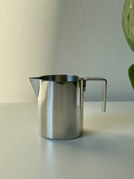 Image 1 of Alessi 90023 Creme Krug Design Aldo Rossi