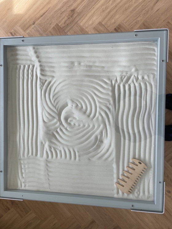 Image 1 of Glas Couchtisch mit Sand