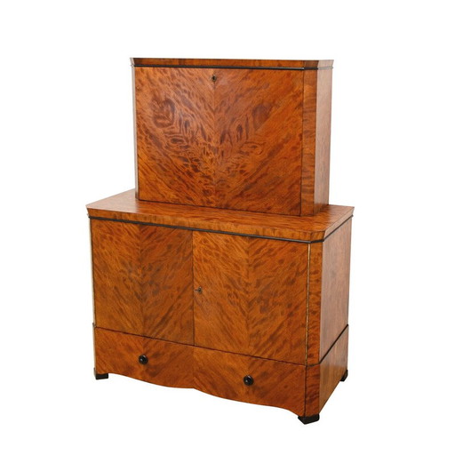 Vintage Art Deco Anrichte aus Massivholz und Walnussfurnier, Tschechoslowakei 1930