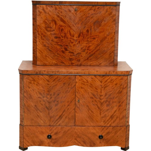 Vintage Art Deco Anrichte aus Massivholz und Walnussfurnier, Tschechoslowakei 1930