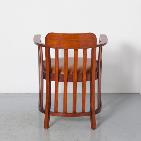 Image 1 of Globe Wernicke Konferenzstuhl