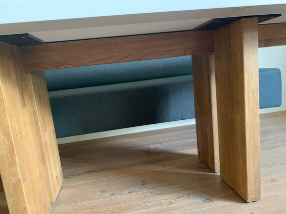 Image 1 of Design Esstisch mit Holzgestell