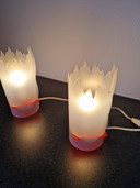 2x Flame Lamp Tischleuchte mit fluoreszierendem Plexiglas