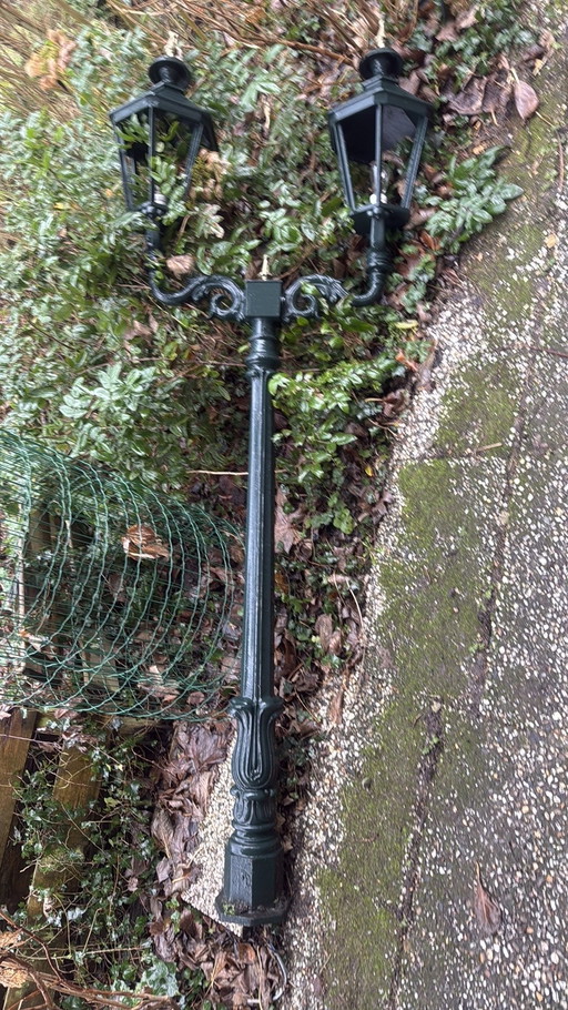 Laternenpfahl Laternenmast Gartenlampe Beleuchtung Gartenbeleuchtung Lampe Gusseisen