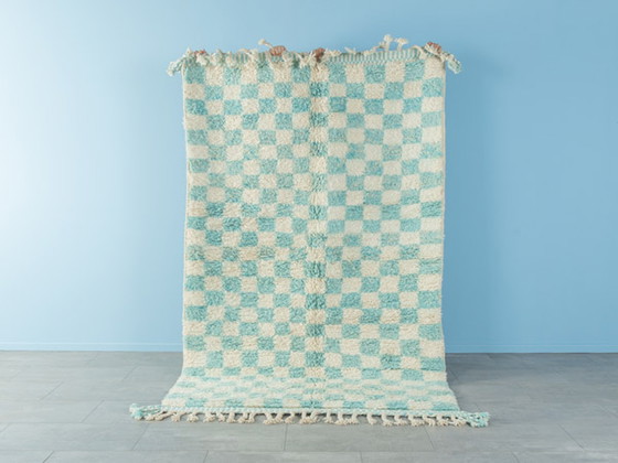 Image 1 of Berber-Teppich mit himmelblauem Karomuster