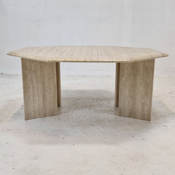 Image 1 of Italienischer achteckiger Couchtisch aus Travertin, 1980er Jahre