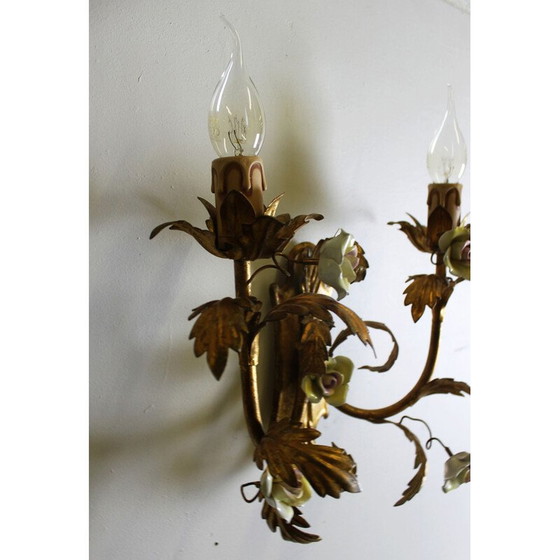 Image 1 of Paar goldene Wandlampen mit Porzellanblumen