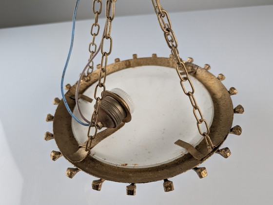 Image 1 of Sunburst-Lampe mit geschmiedeten Nägeln und Blattgold und Opalin, 1940er Jahre