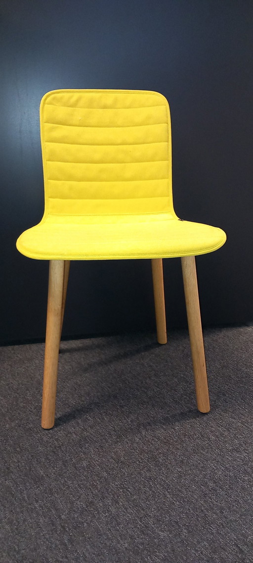 8X Vitra Hall Chair mit Eichengestell