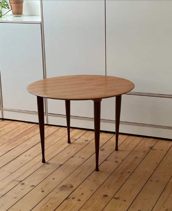 Image 1 of Mid Century Beistelltisch