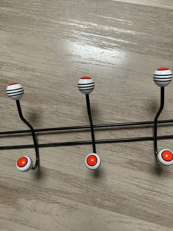 Image 1 of Sputnik Door Kleiderständer