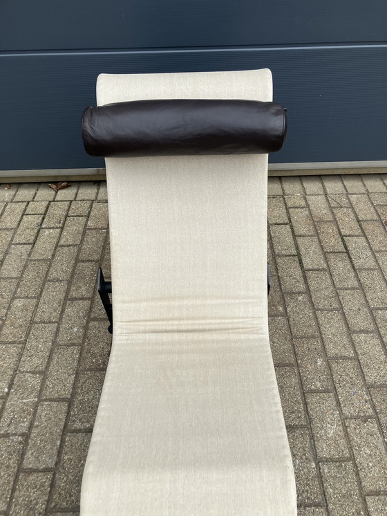 Image 1 of Cassina Lc4 Le Corbusier Chaise longue Écru Canvas ZGAN!!!