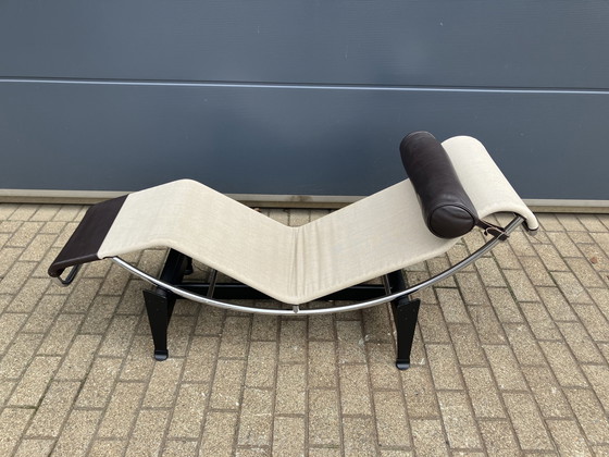 Image 1 of Cassina Lc4 Le Corbusier Chaise longue Écru Canvas ZGAN!!!