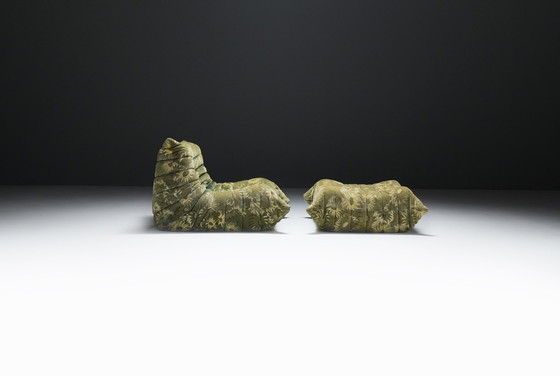 Image 1 of Seltenes Togo-Set in seinem Originalstoff von Michel Ducaroy für Ligne Roset Frankreich.