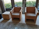 2x Molinari -Sessel mit passendem Ottoman