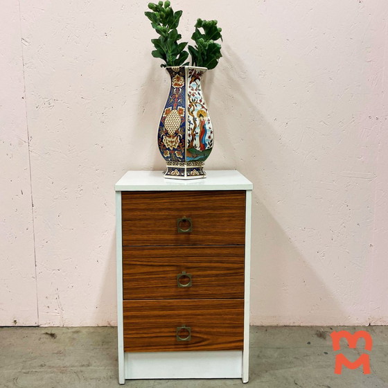 Image 1 of Vintage Nachttisch mit Schubladen