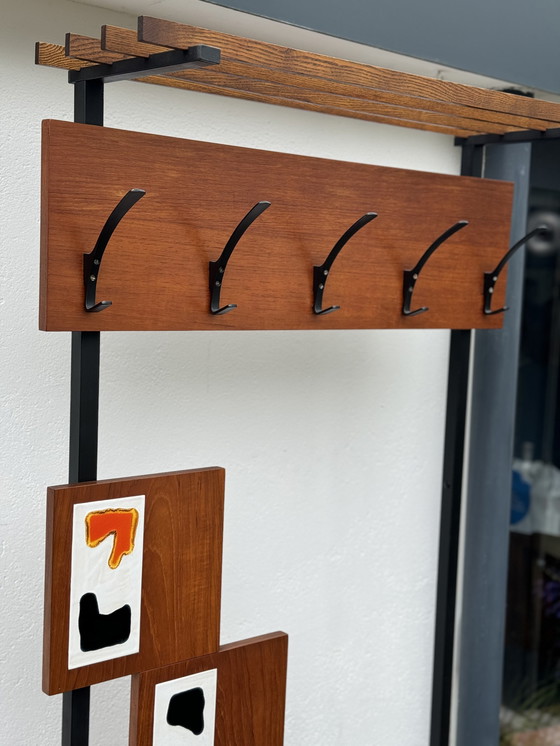 Image 1 of Vintage Teak MCM Garderobe mit Aufbewahrungsschrank