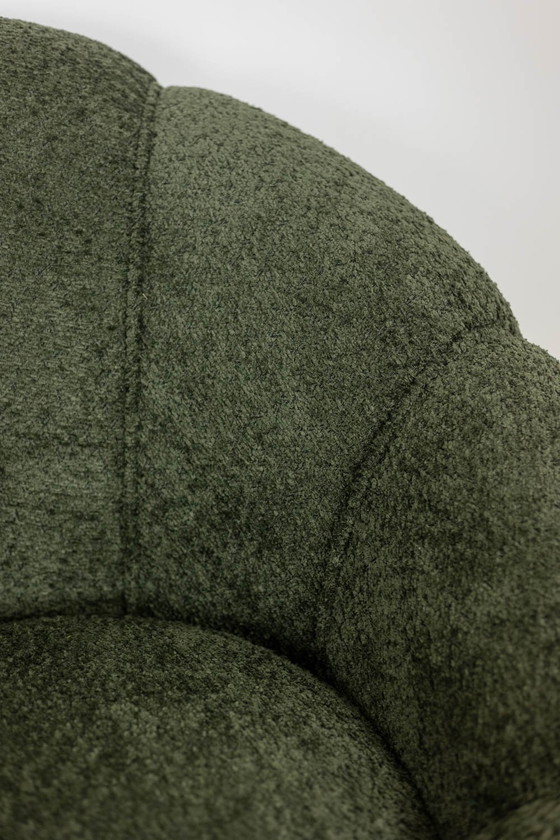 Image 1 of Stoffsofa mit Schnallen. Zeitgenössische Arbeit.