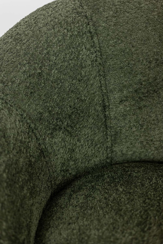 Image 1 of Stoffsofa mit Schnallen. Zeitgenössische Arbeit.