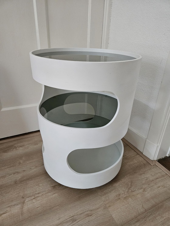 Image 1 of Opal Luna-Wagen