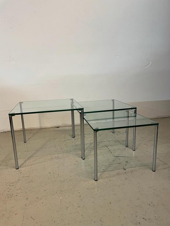 Image 1 of setzt Artemide Satz-Beistelltische