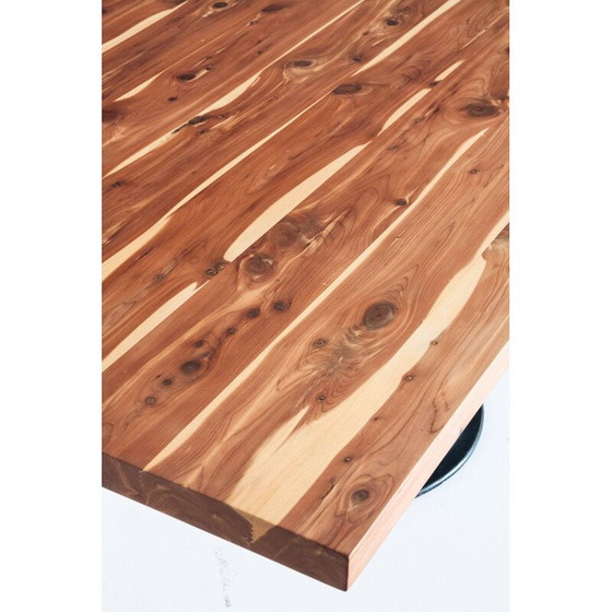 Image 1 of Vintage Tisch aus massivem Zypressenholz mit zentralem Bein