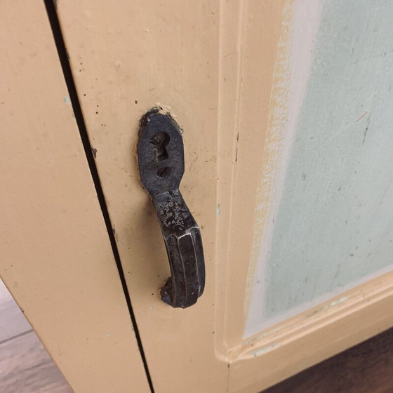 Image 1 of Vintage-Schrank aus cremefarbenem Holz