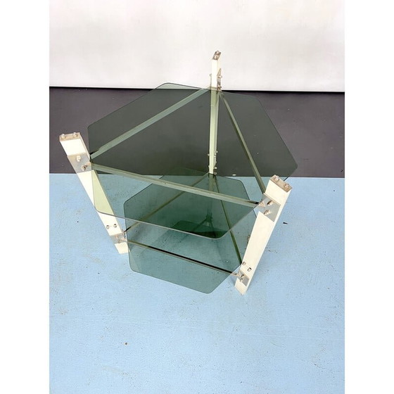 Image 1 of Vintage Beistelltisch aus Holz und Rauchglas, Italien 1970er