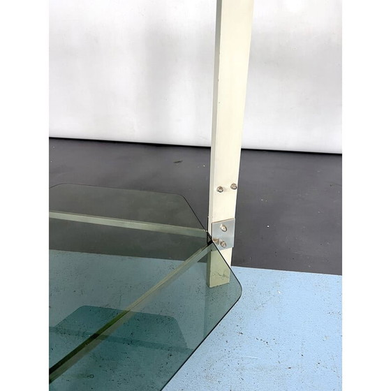 Image 1 of Vintage Beistelltisch aus Holz und Rauchglas, Italien 1970er