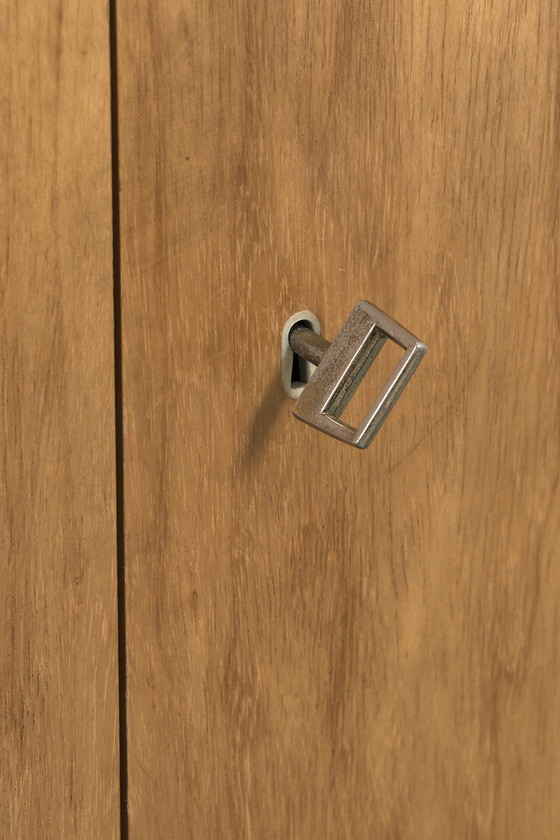 Image 1 of alter Schrank