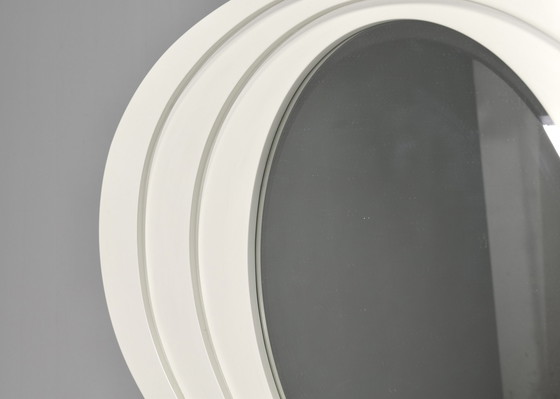 Image 1 of Italienischer ovaler Space Age Spiegel aus der mid-century – Italien, um 70er Jahre Design
