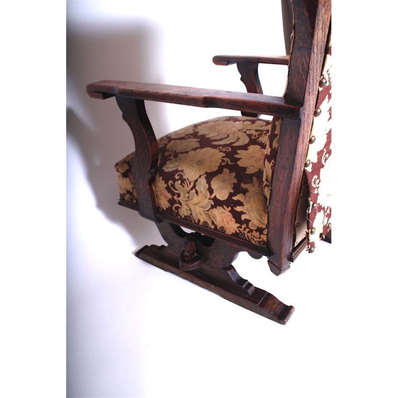 Image 1 of Vintage Alte Burg Stuhl, Tschechoslowakei 1900s